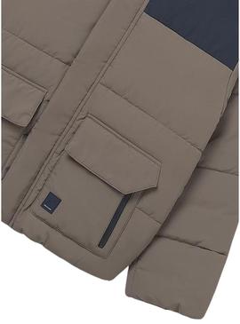 Casaco acolchoado Mayoral bicolor marrom e azul marinho para menino.