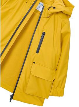 Capa de chuva amarela da Mayoral para menino.