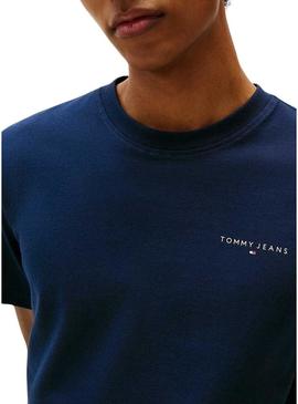 Camisa Tommy Jeans Linear Chest azul marinho para homem.