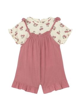 Conjunto Maioral macacão e camiseta rosa para bebê.