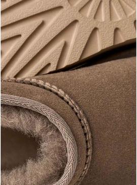 Botas UGG Classic ultra mini marrom para mulher