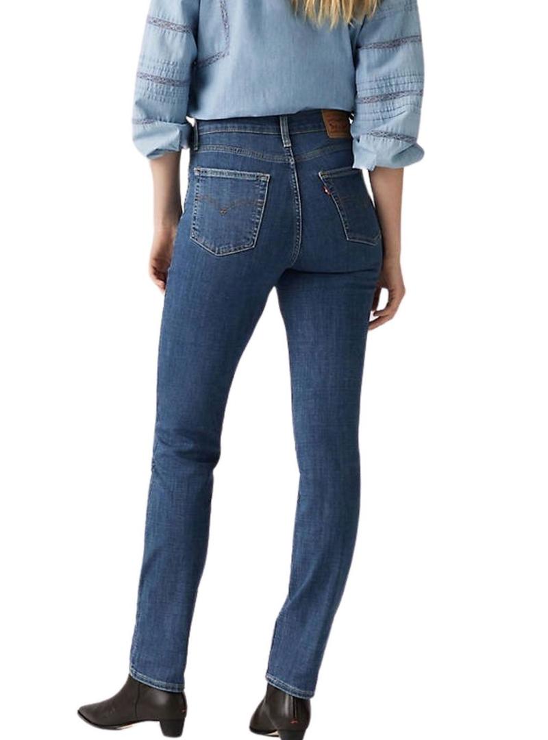 Calça jeans Levis 724 para mulher.