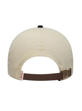 Boné New Era Patch Suede 9FORTY bege e azul marinho para homens e mulheres.