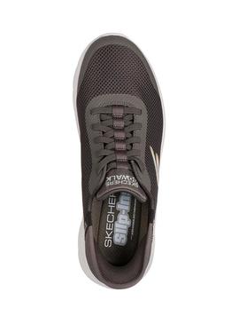 Tênis Skechers Go Walk marrom para homem.