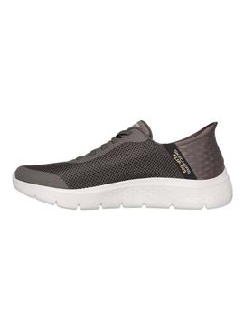 Tênis Skechers Go Walk marrom para homem.