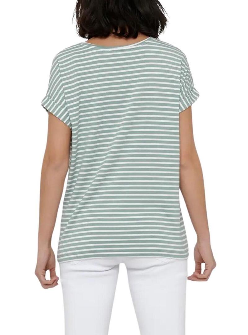 Camiseta Only Moster listras verdes para mulher.