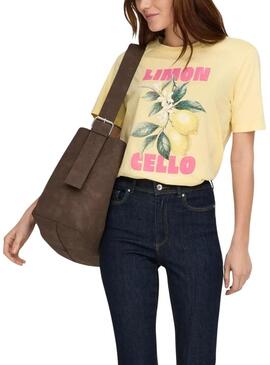 Camiseta Only Lucy amarela para mulher.