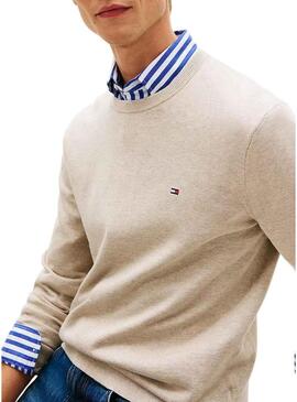 Camisola Tommy Hilfiger Essential bege para homem.