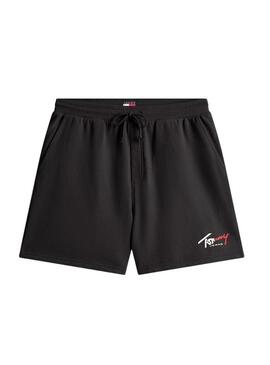 Calça curta Tommy Jeans Signature preta para homem.