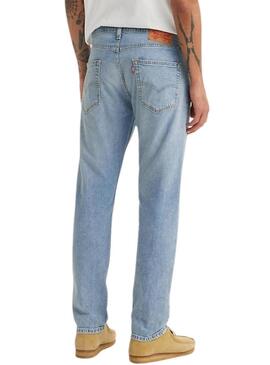 Calça jeans Levis 502 Taper azul para homem.