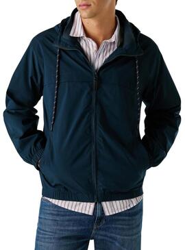 Jaqueta corta-vento Pepe Jeans Sebulon azul marinho para homem.