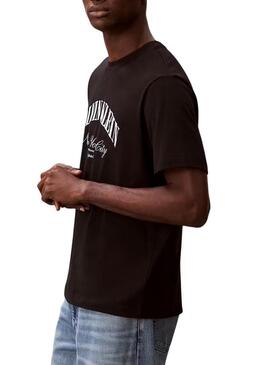 Camiseta Calvin Klein Jeans March preta para homem.