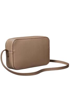 Bolsa Calvin Klein Jeans Foil Logo café para mulher.