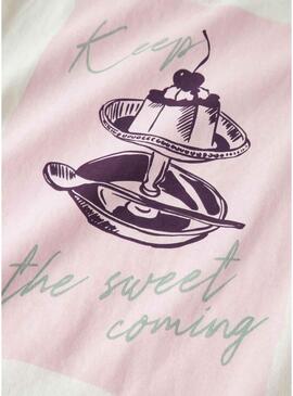 Camiseta Name It Bena com estampa gráfica em tom cru para menina.