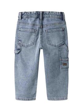 Calça cargo clara em denim para menino da marca Name It.