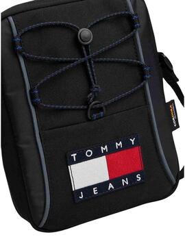 Mala Tommy Jeans Archive Reporter preto para homem.