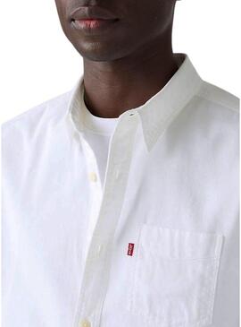 Camisa Levis Sunset Pocket branca para homem.