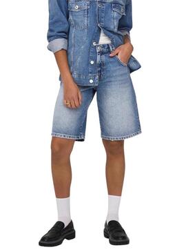 Bermuda jeans azul mate Only para mulher.