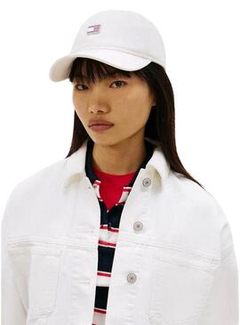 Boné Tommy Jeans placa Heritage branco para mulher