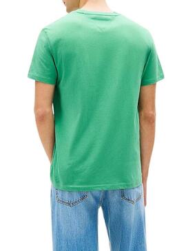 Camiseta Tommy Jeans Linear Chest verde para homem.