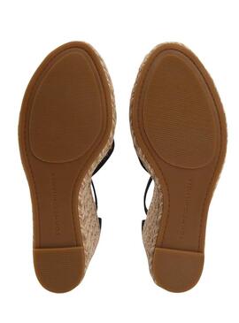 Alpargatas Tommy Hilfiger Flag preto com salto alto para mulher.