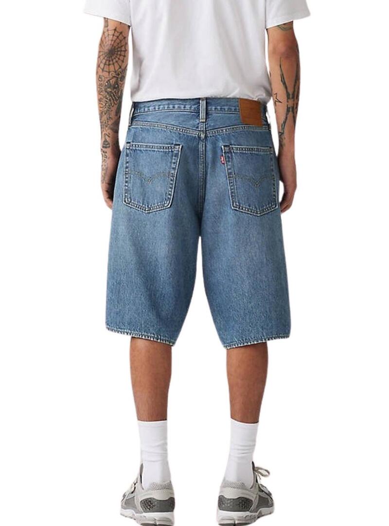 Bermuda jeans Levis 478 Baggy azul médio para homem.