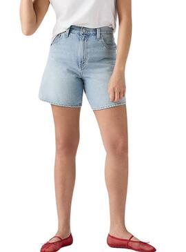 Bermuda jeans Levis High Baggy para mulher.