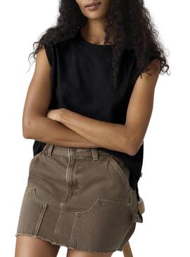 Camiseta Levis Boxy Tank preto para mulher.