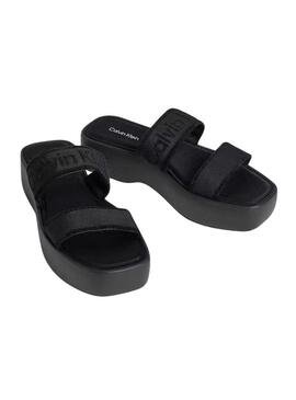 Sandálias Calvin Klein Jeans Flatform preto para mulher.