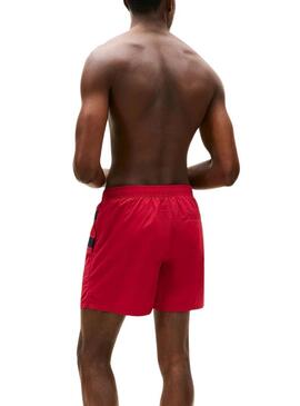 Calção de banho Tommy Hilfiger Flag vermelho para homem.