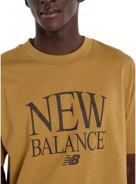 Camiseta New Balance Logo mostarda para homem