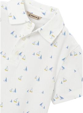 Polo estampado de barcos branco para criança.