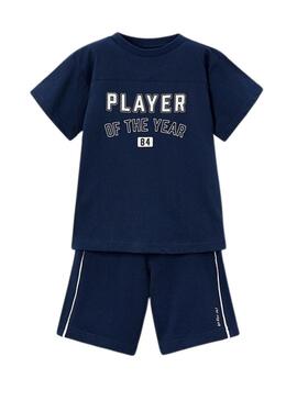 Conjunto camiseta e bermuda azul marinho esportiva para menino.