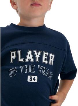 Conjunto camiseta e bermuda azul marinho esportiva para menino.