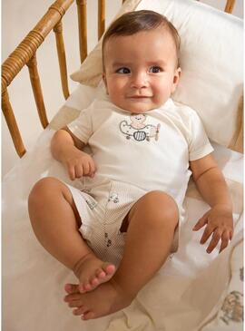 Conjunto Mayoral camiseta com urso e bermuda de listras bege para bebê.