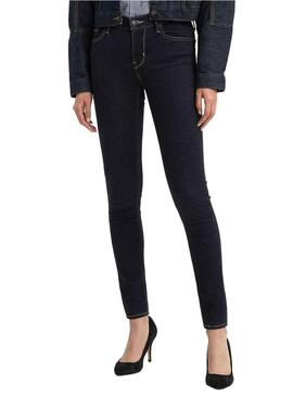 Jeans Levis Innovation Dark para Mulher