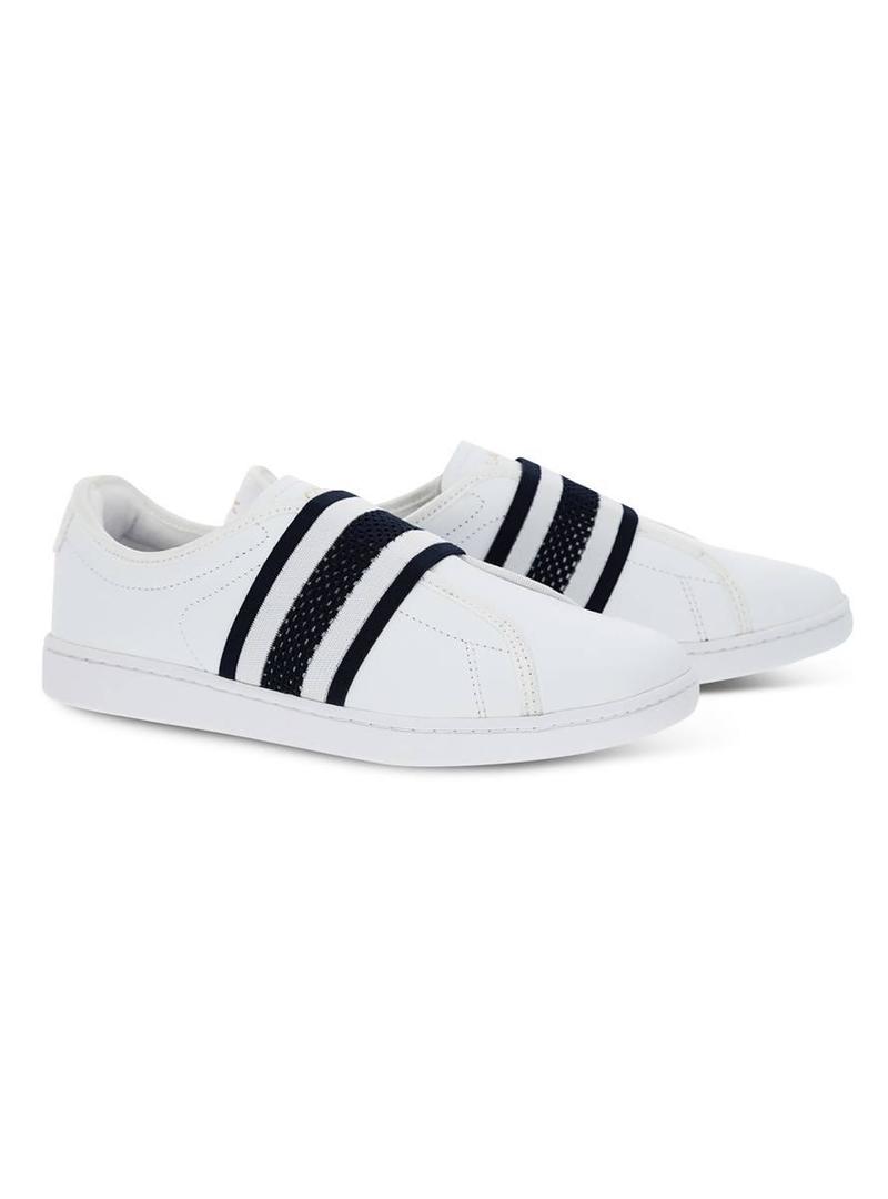 Sapato Lacoste Carnaby Evo Slip Branco para Mulher