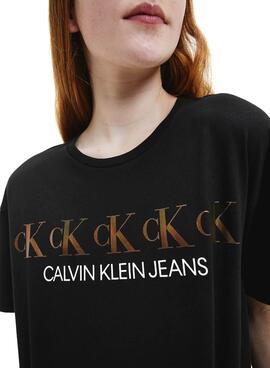 T-Shirt Calvin Klein Repeat Preto para Menina